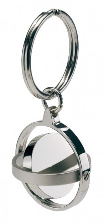 LLAVERO "TERRA" CÓDIGO: T183 Ø 2,7 x 0,7 cm Metal. Con superficie interior giratoria. METÁLICO.