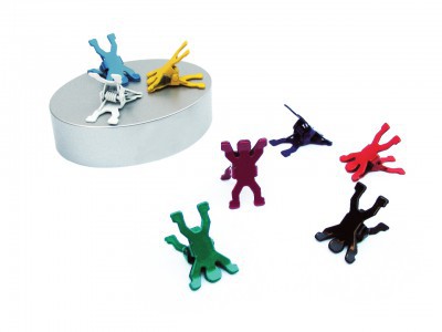 CLIPS MAGNÉTICOS "PEOPLE" Código: T206 9,2 x 5 x 7,2 cm Metal. Base de apoyo con imán para los clips. Clips surtidos en 8 colores.
